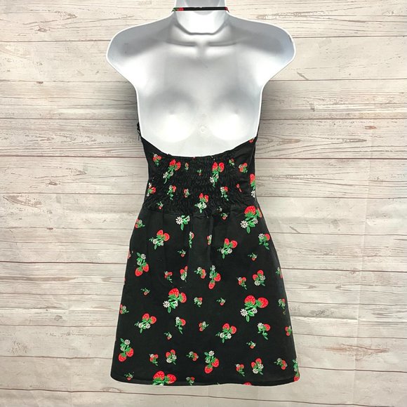 Hell Bunny Eileen Strawberry Print Halter Dress small - Picture 3 of 7
